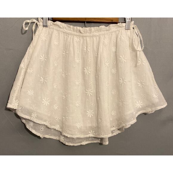 NWT Aerie Eyelet Embroidered Mini White Lined Skirt Size Small Side Ties Beachy - Picture 4 of 7